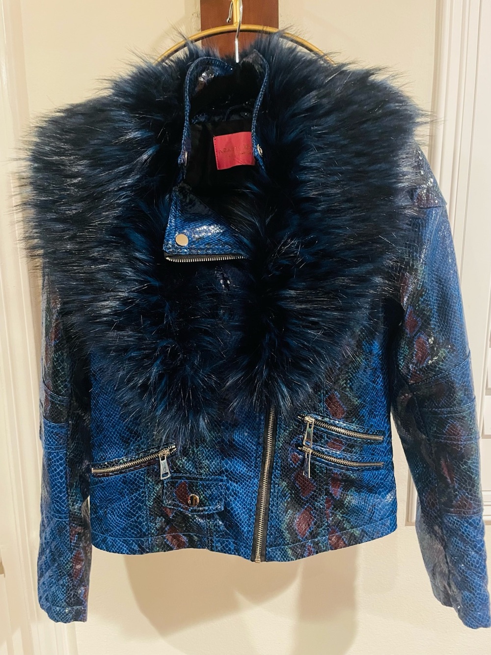 Azalea Wang Benny Fur Collar Snake Jacket Blue & Black
